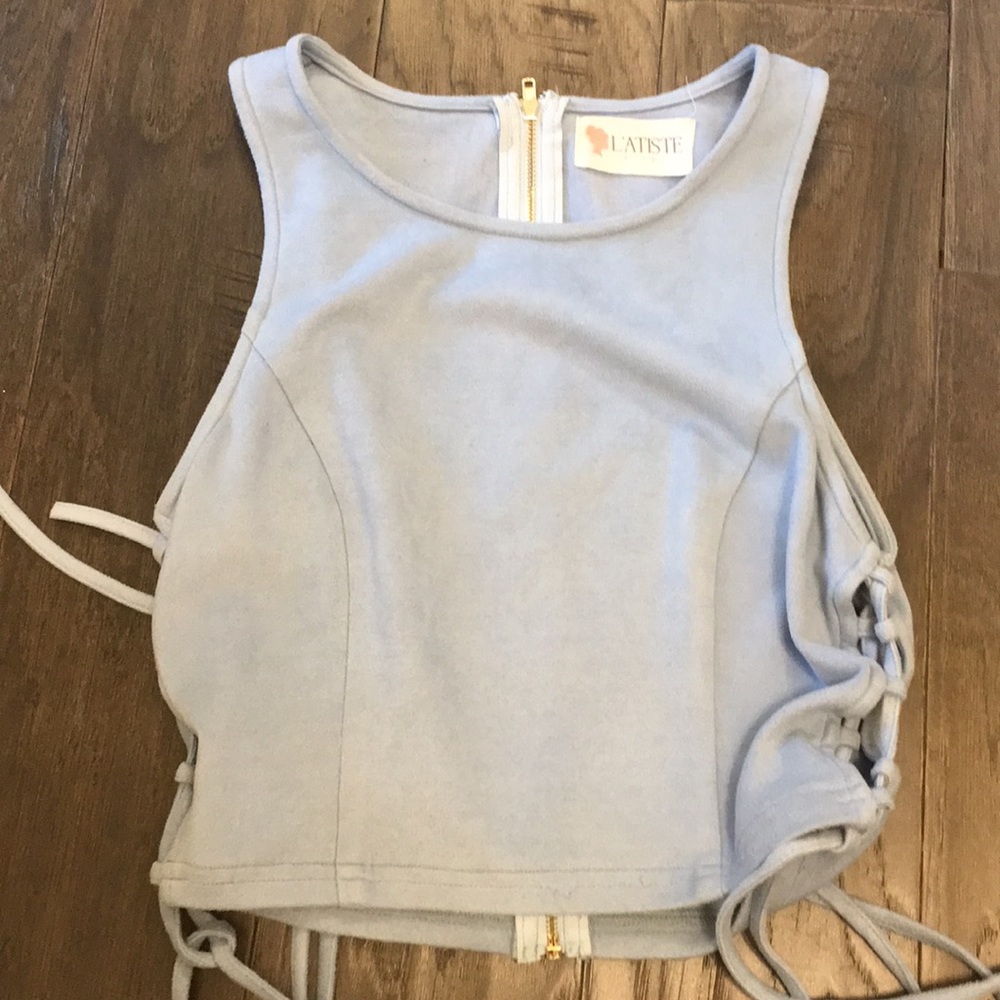 Two piece set - Picture 2 of 4